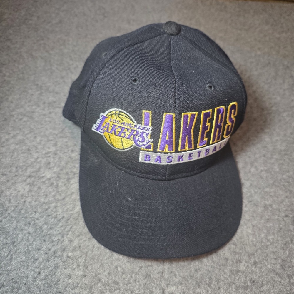 Vintage Starter Nba Authentics Los Angeles Larkers Snapback C2